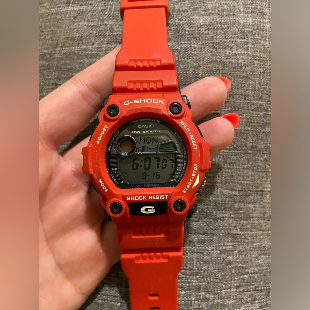 Men’s G-Shock Watch Red